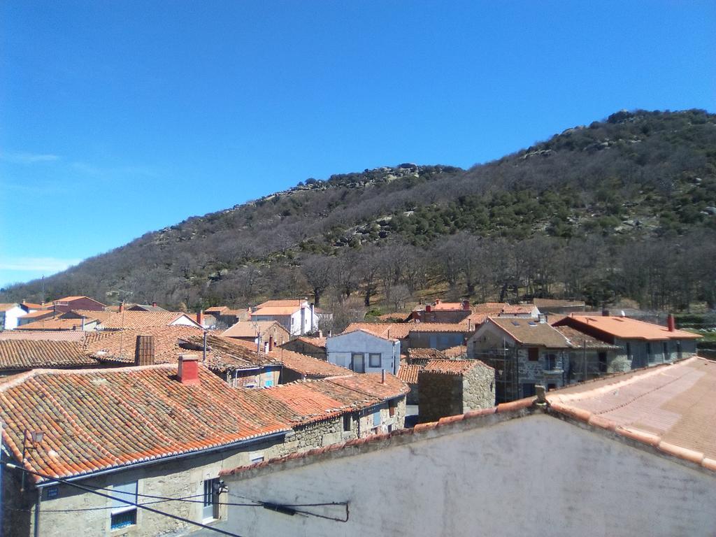 Apartamentos La Covatilla Neila de San Miguel Exteriör bild