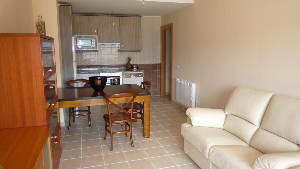Apartamentos La Covatilla Neila de San Miguel Exteriör bild