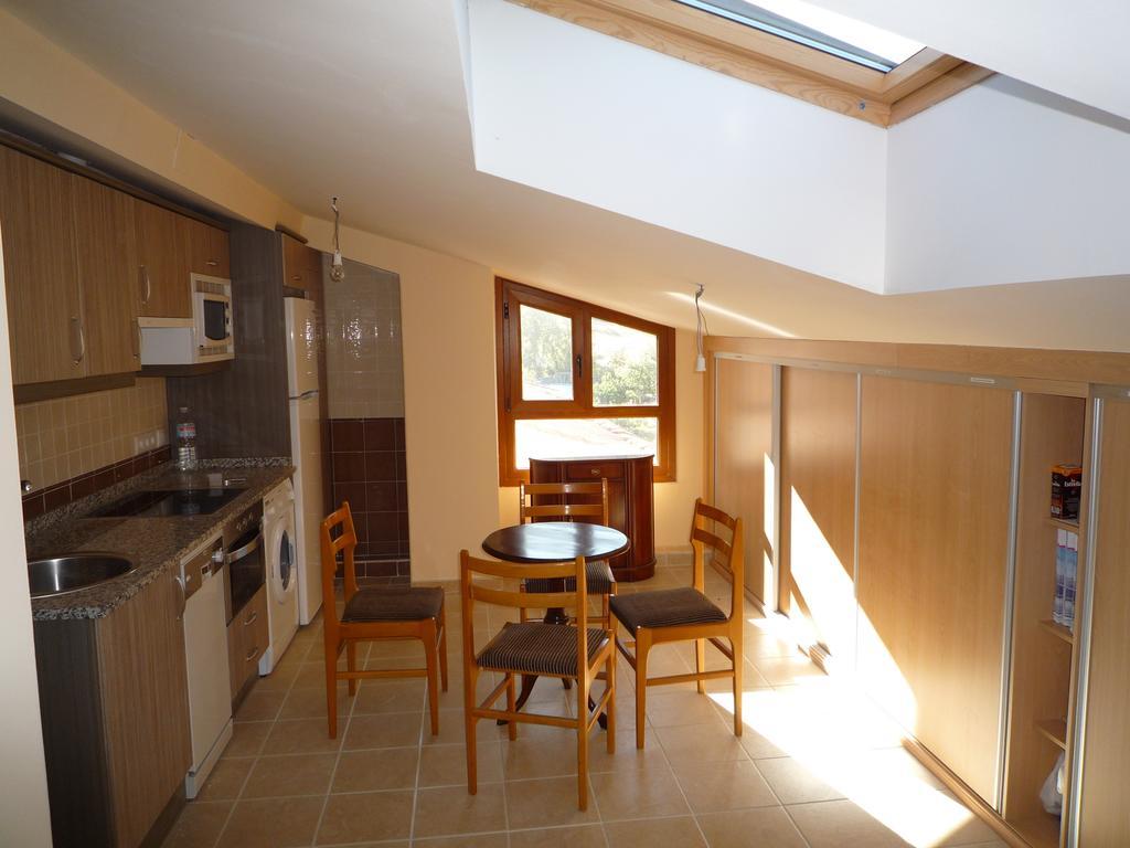 Apartamentos La Covatilla Neila de San Miguel Exteriör bild